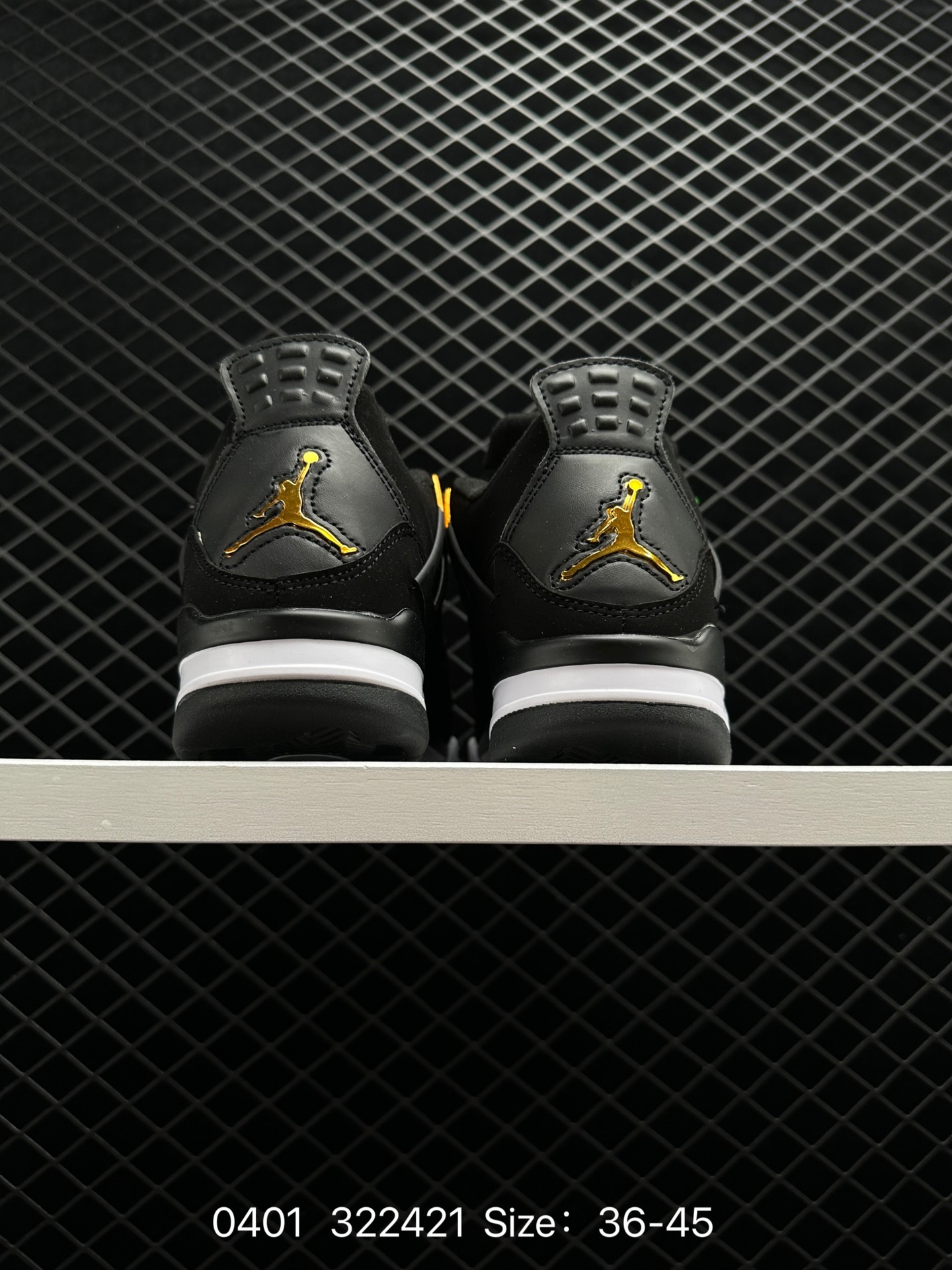 Air Jordan 4 “Royalty”